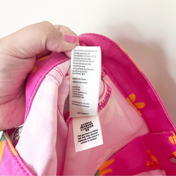 Free People Youthquake Sunflower Printed Crop Flare Pant Lipstick Pink 28 NWT - Picture 8 of 11